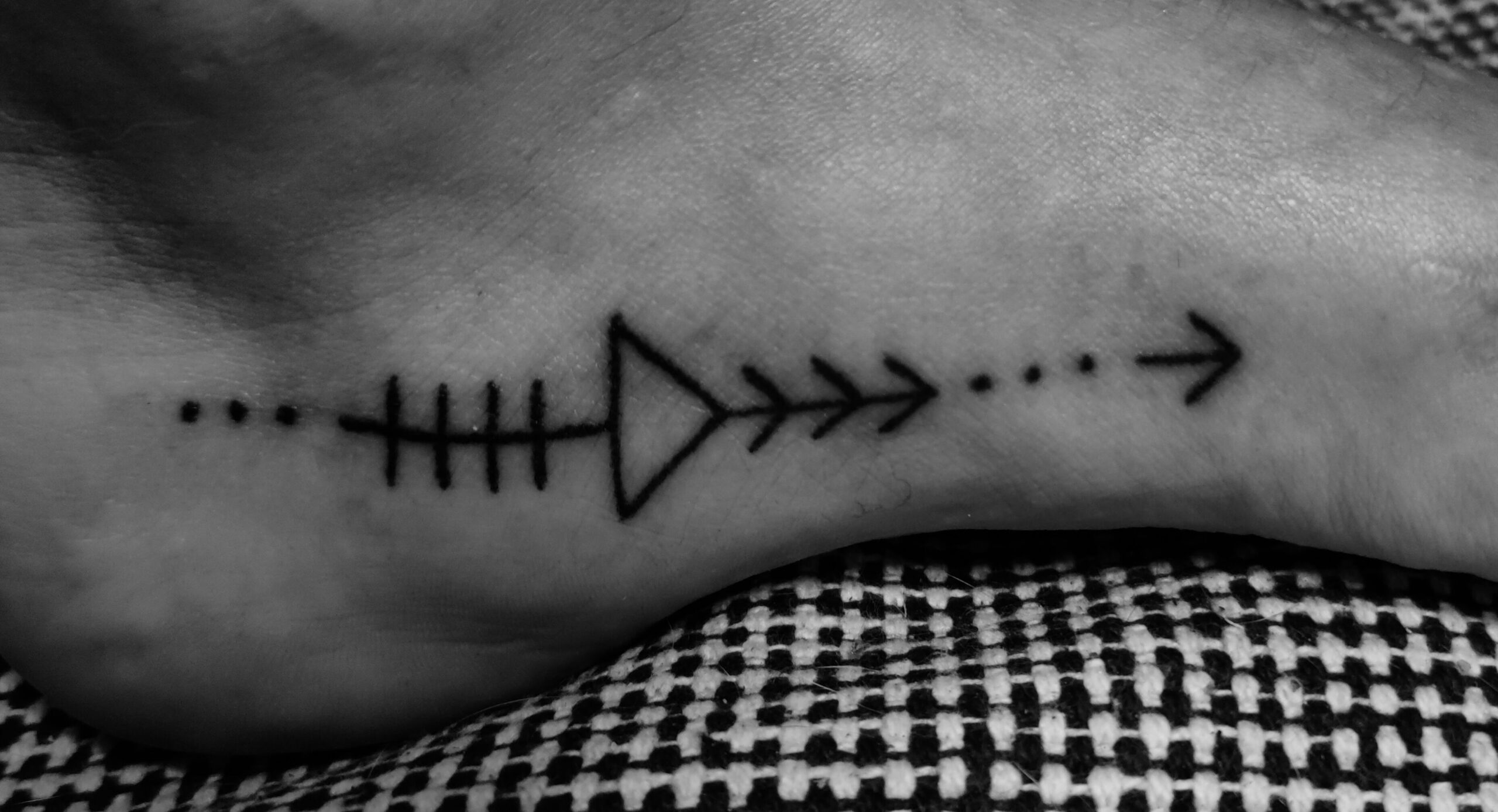 Handpoke Tattoo: Waarom Kiezen voor Valkyrie Tattoo